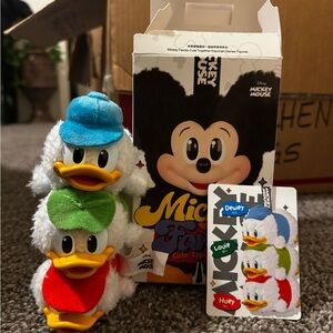 Disney Mickey Mouse Stackable Duck Plush Set (Pop Mart) 🖤